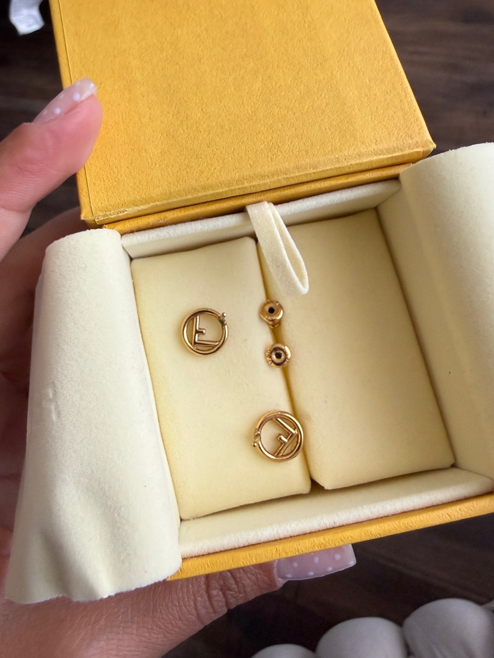 F is for Fendi Gold Earrings 💛 - Picture 3 of 7